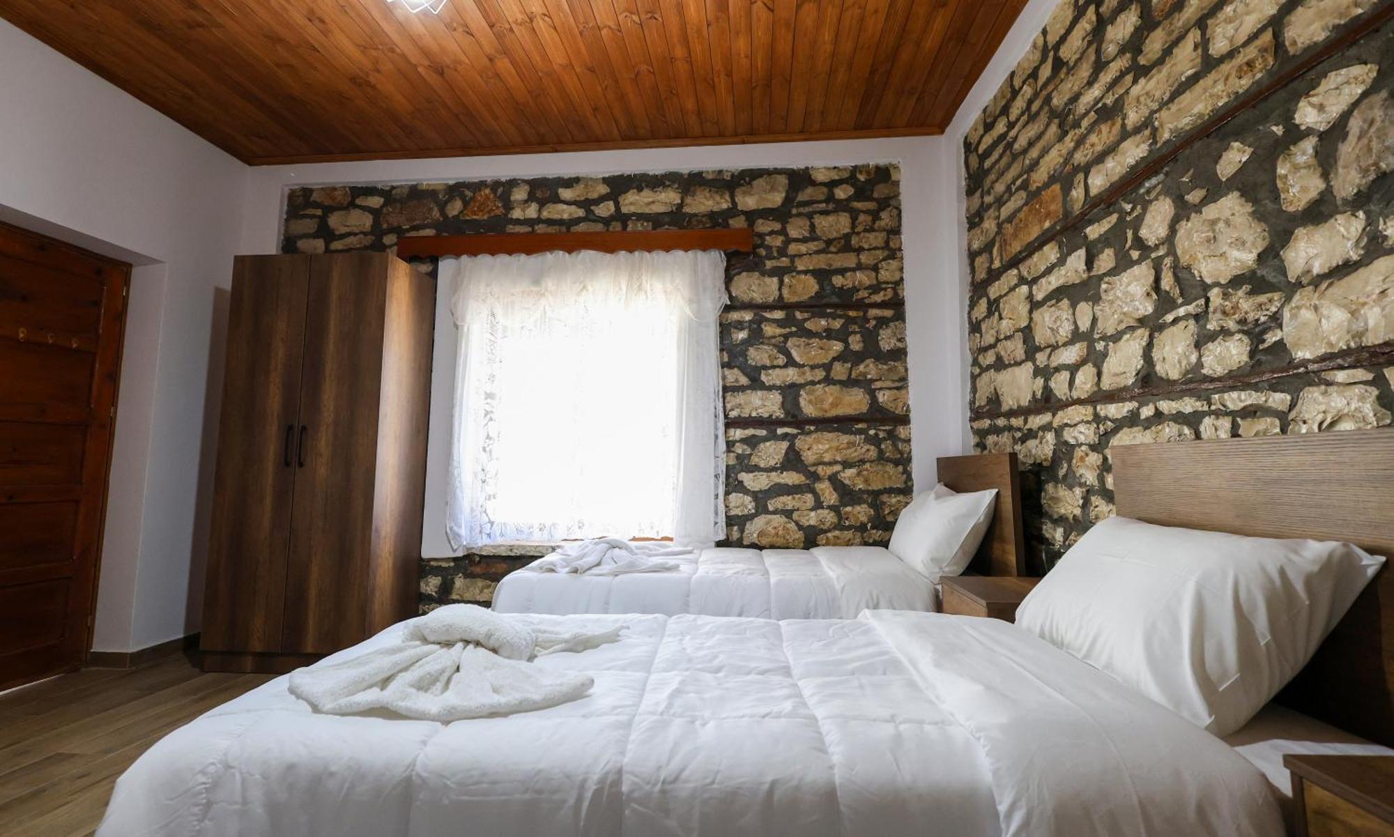 Villa Shpiragu Village Experience Берат Экстерьер фото