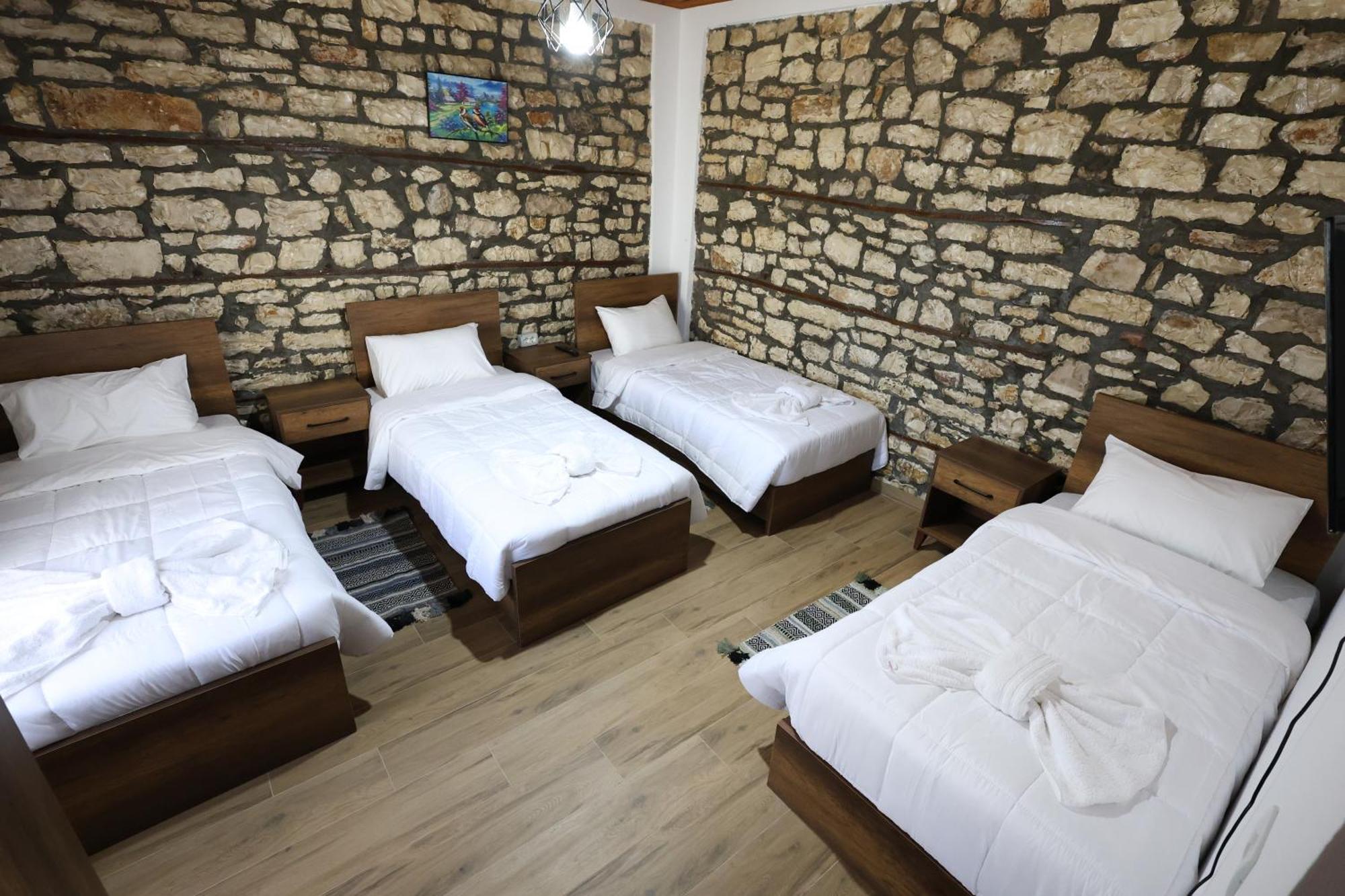 Villa Shpiragu Village Experience Берат Экстерьер фото